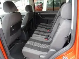 Volkswagen Touran 1.6 United, Klima AHK Navi SHZ Tempomat